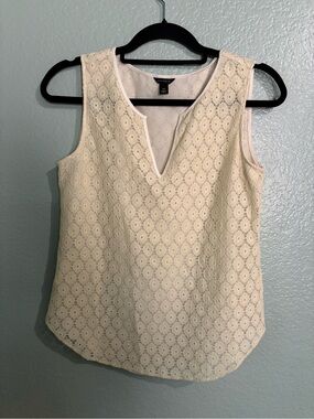 Ann Taylor Cream Lace V-Notch Sleeveless Camisole